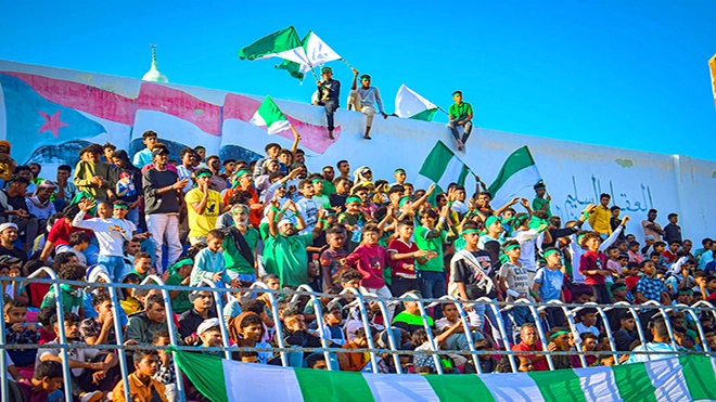 جانب من حضور مشجعي نادي وحدة عدن جانب من حضور مشجعي نادي وحدة عدن